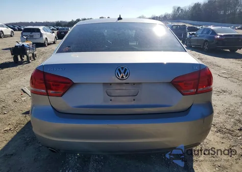 2014 Volkswagen Passat Se z USA, uszkodzony, nr VIN 1VWBP7A36EC016065
